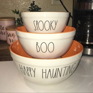 ❌SOLD  3 Rae Dunn Melamine Halloween Bowls
